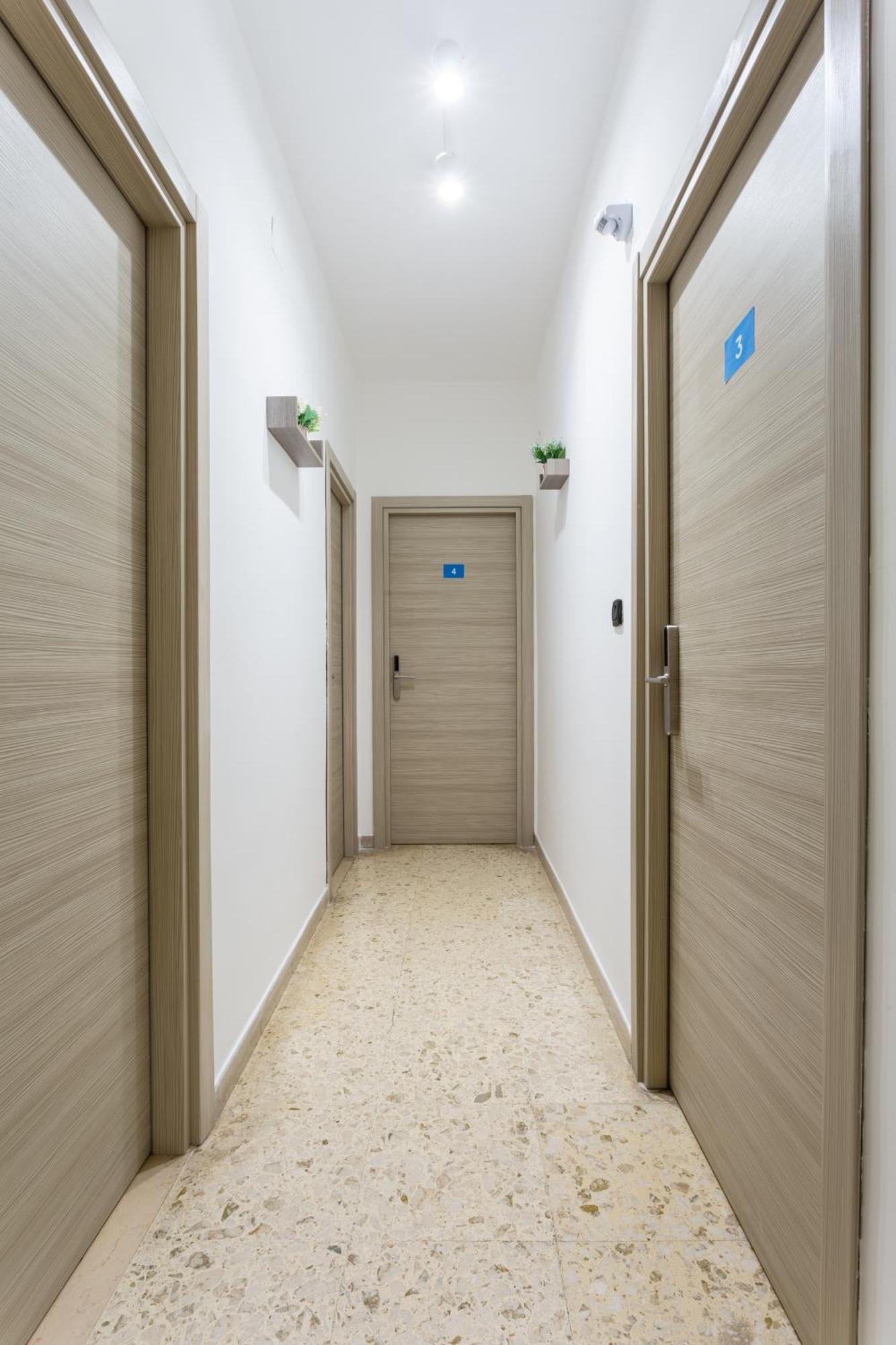 Napoli Fly Guest House 290 Екстериор снимка
